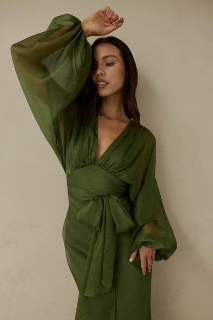 Women's Maxi Dress with V-Neck and Balloon Sleeves