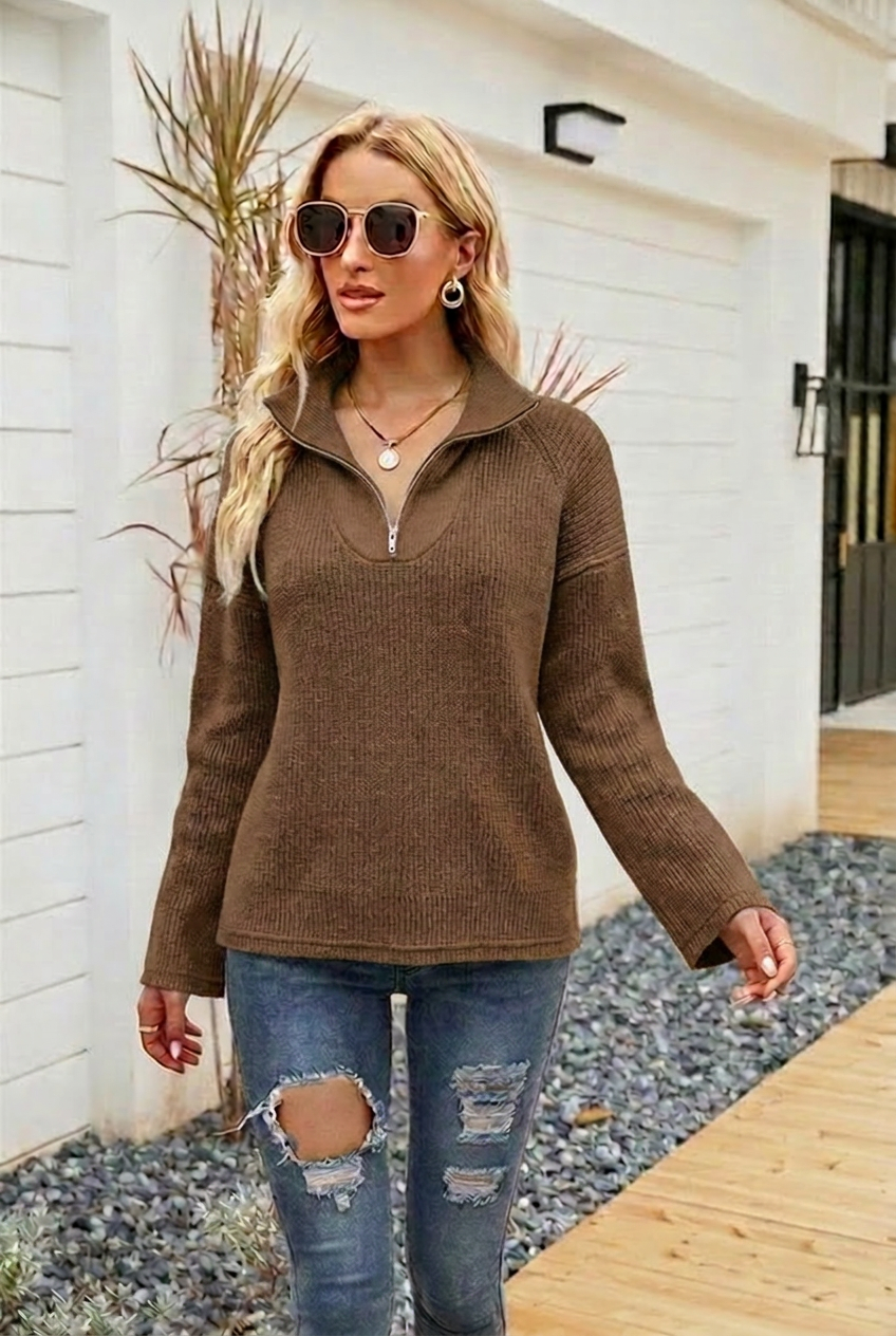 Women's Oversized Half-Zip Knitted Jumper with Structured Collar