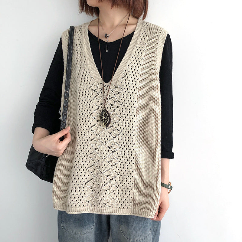 Women's Oversized Knit Cardigan with V-Neck for Casual Elegance