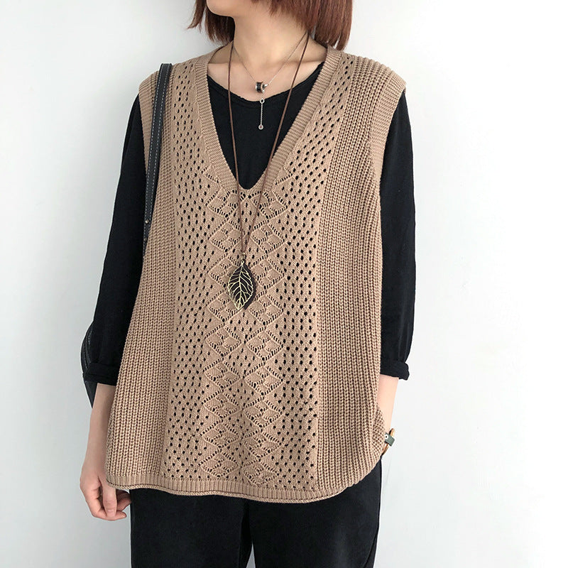 Women's Oversized Knit Cardigan with V-Neck for Casual Elegance