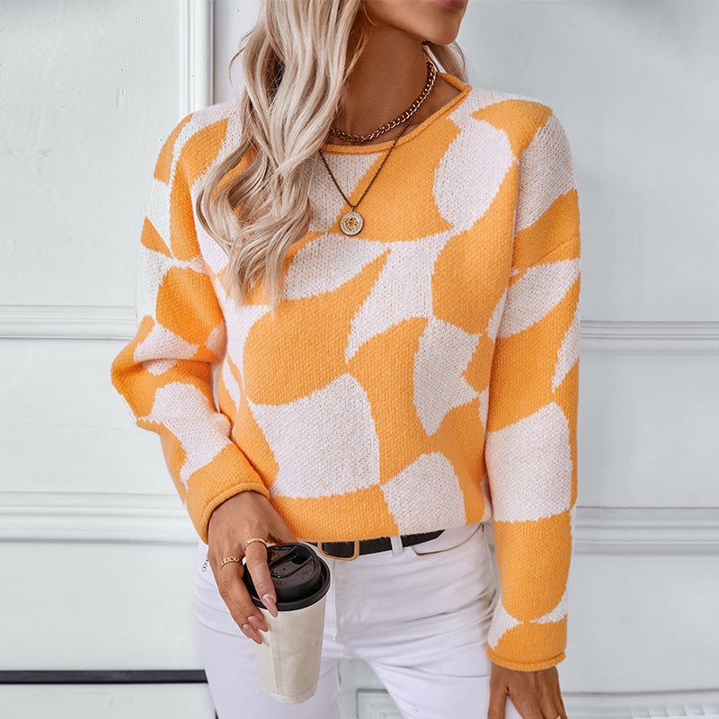 Women's Oversized Knitted Sweater with Modern Pattern