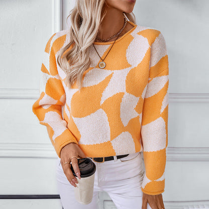 Women's Oversized Knitted Sweater with Modern Pattern