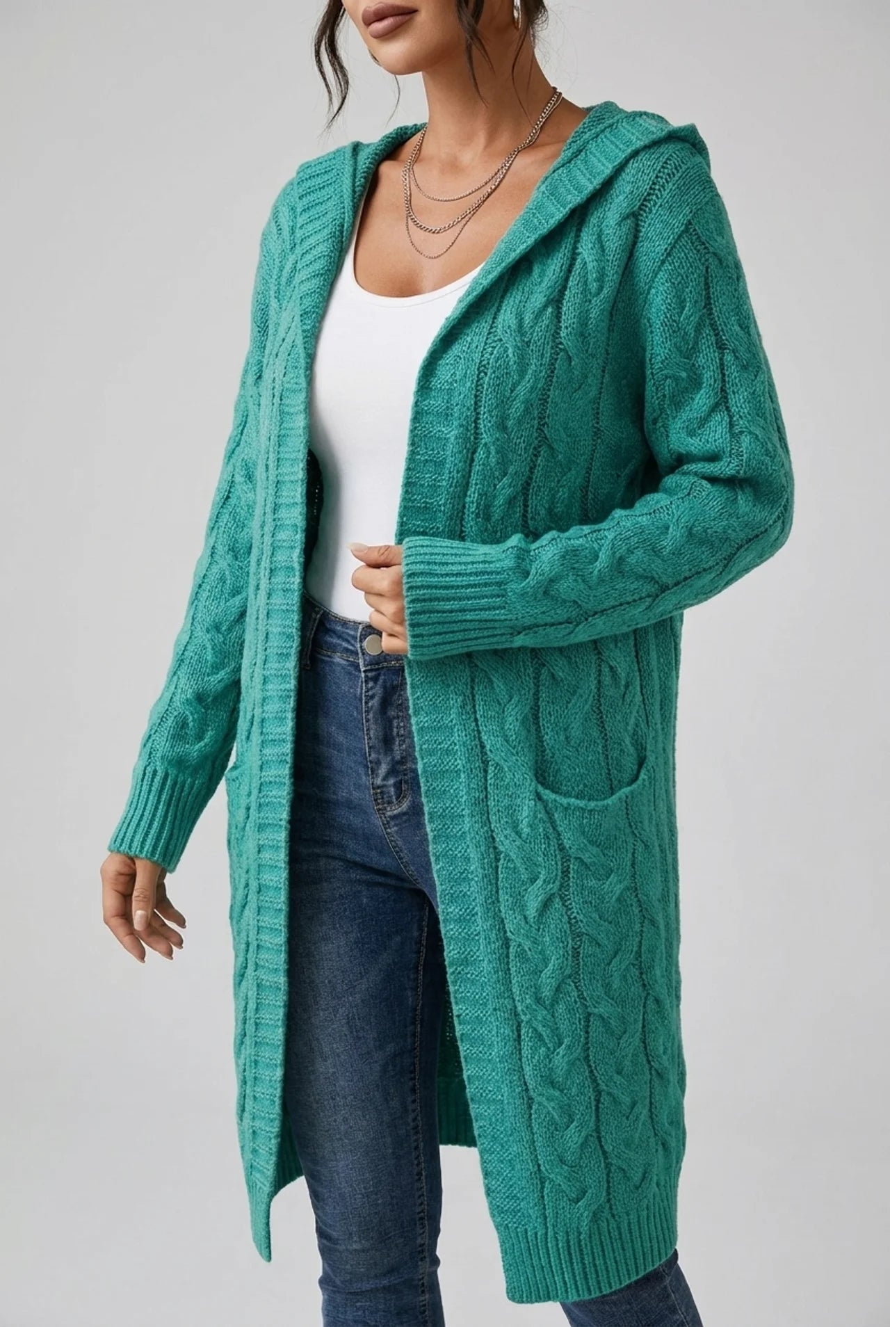 Women's Plus Size Hooded Cardigan in Soft Knit for Cosy Comfort