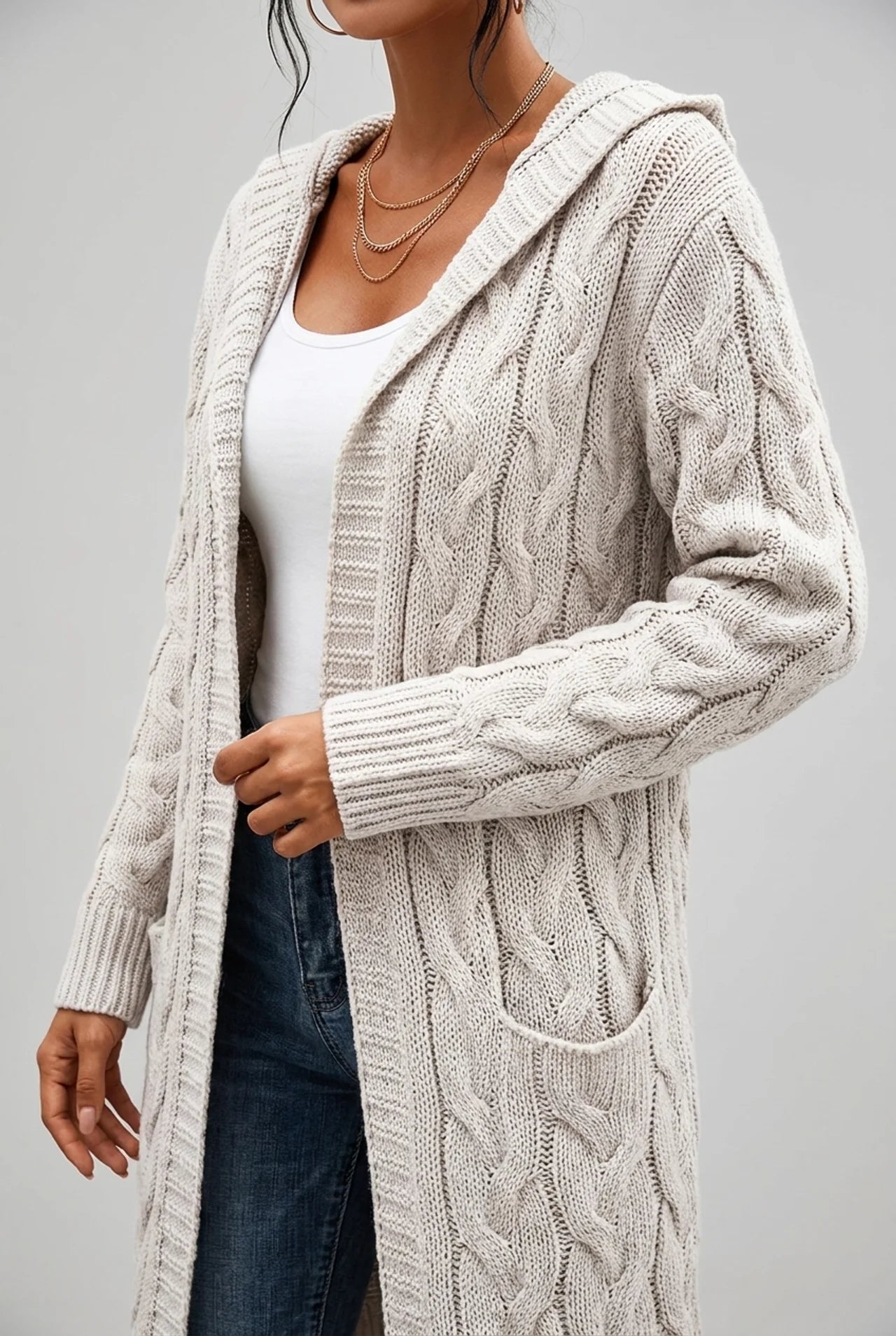 Women's Plus Size Hooded Cardigan in Soft Knit for Cosy Comfort