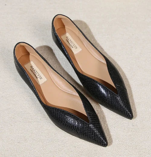 Women's Pointed Toe Ballet Flats with Lightweight Design