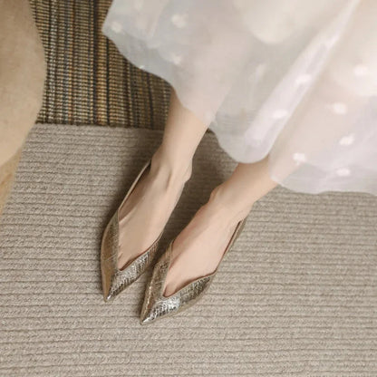 Women's Pointed Toe Ballet Flats with Lightweight Design