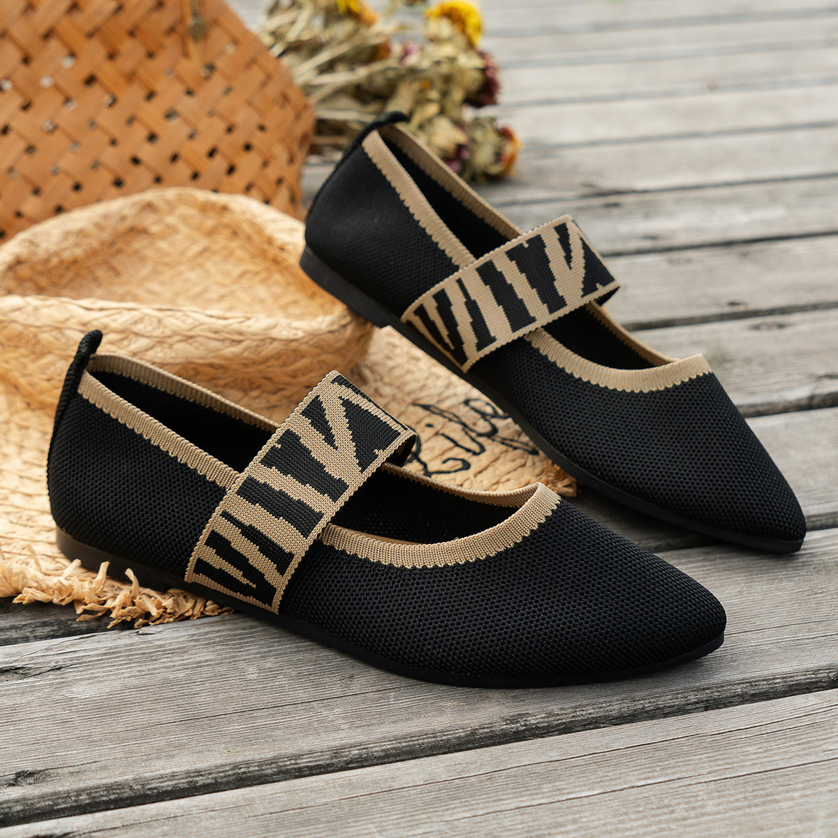 Women's Pointed Toe Flat Shoes with Non-Slip Rubber Sole