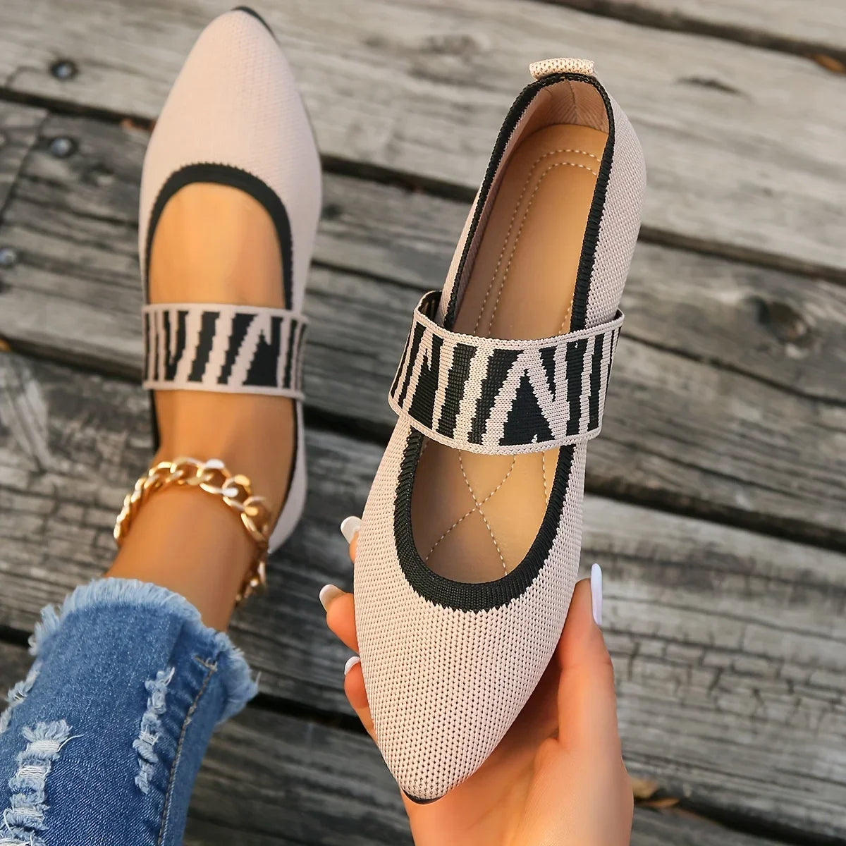 Women's Pointed Toe Flat Shoes with Non-Slip Rubber Sole