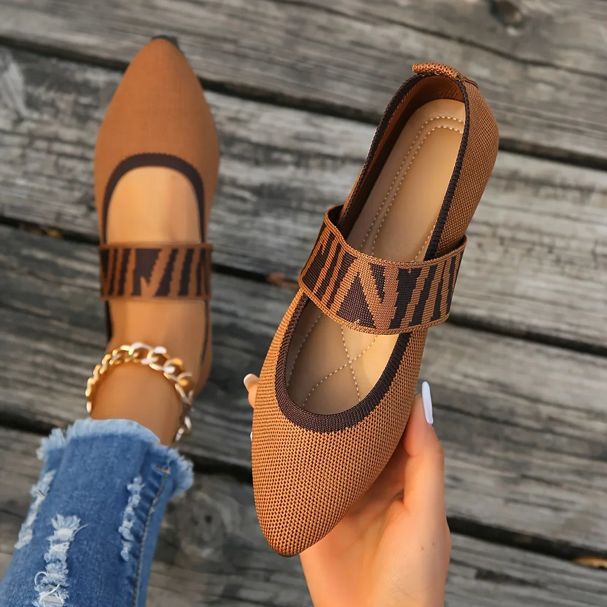 Women's Pointed Toe Flat Shoes with Non-Slip Rubber Sole