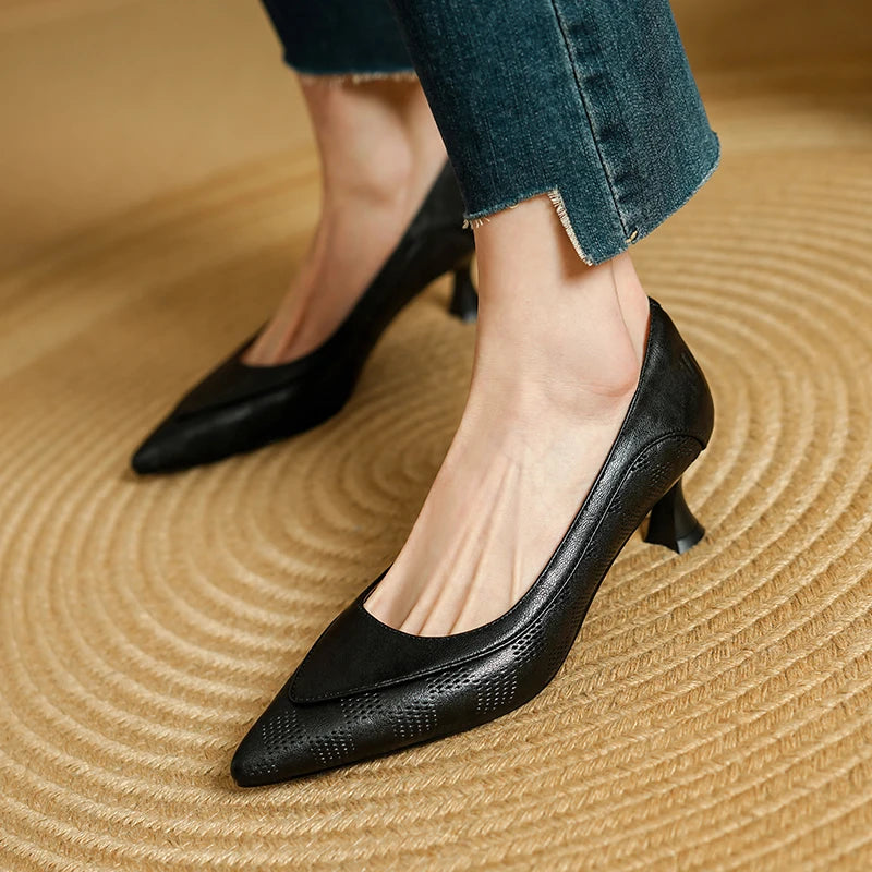 Women's Pointed Toe Heels with Kitten Heel