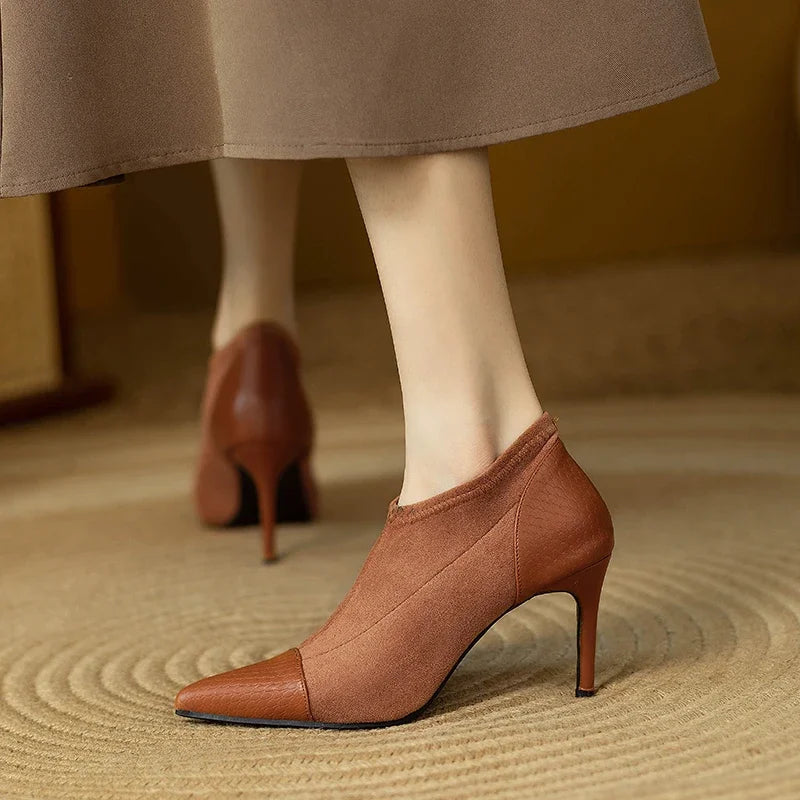 Women's Pointy Toe Heels with Classic Stiletto Heel