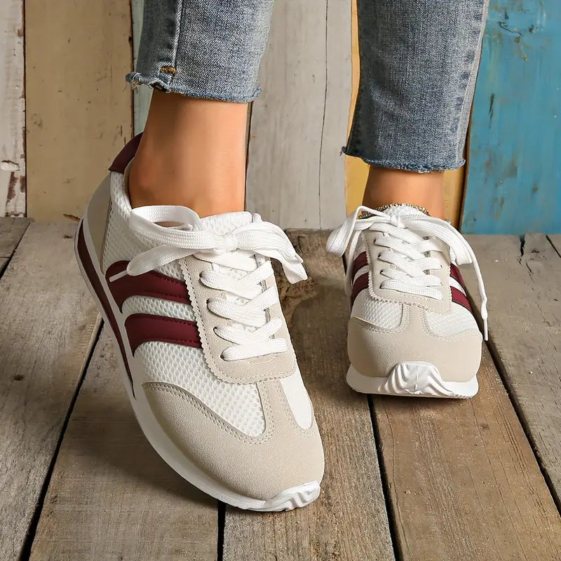 Women's Retro Walking Shoes with Breathable Mesh