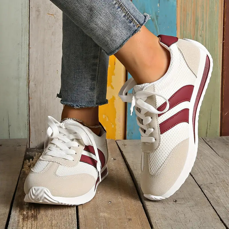 Women's Retro Walking Shoes with Breathable Mesh