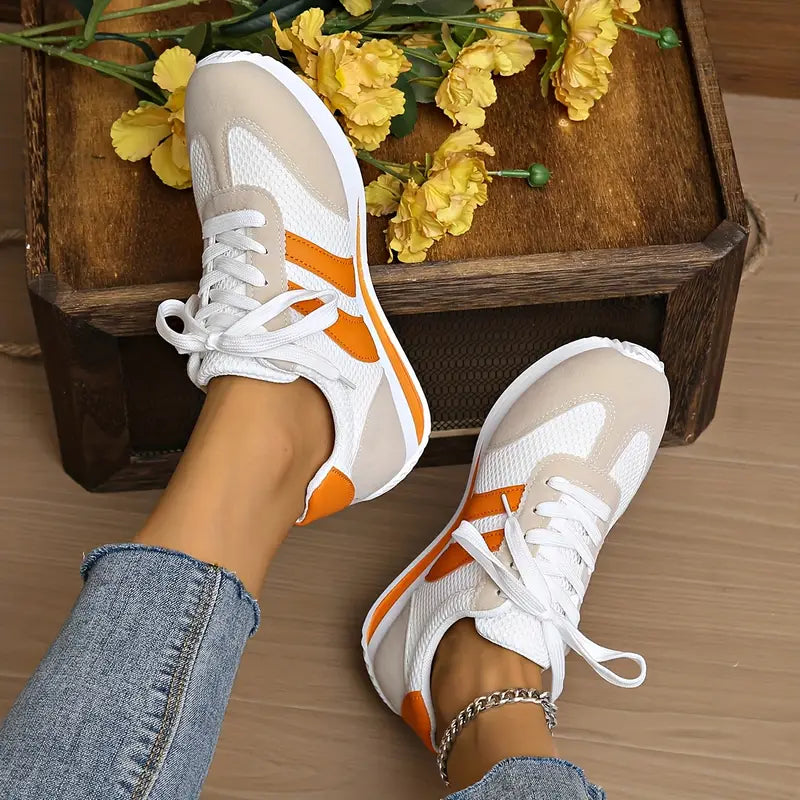 Women's Retro Walking Shoes with Breathable Mesh
