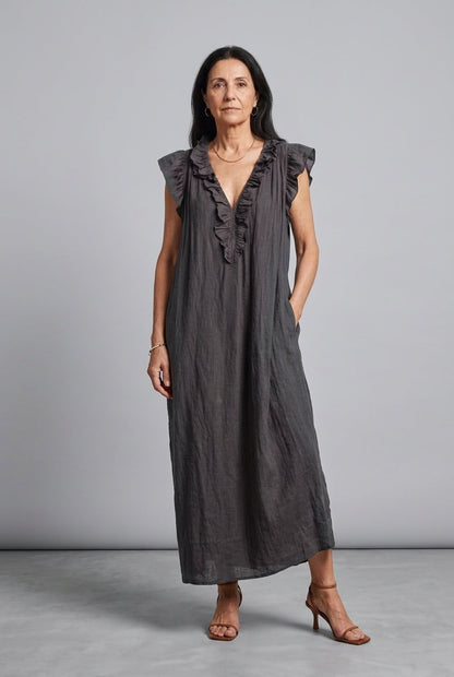 Women's Ruffle Sleeveless Dress with Knee-Length Silhouette