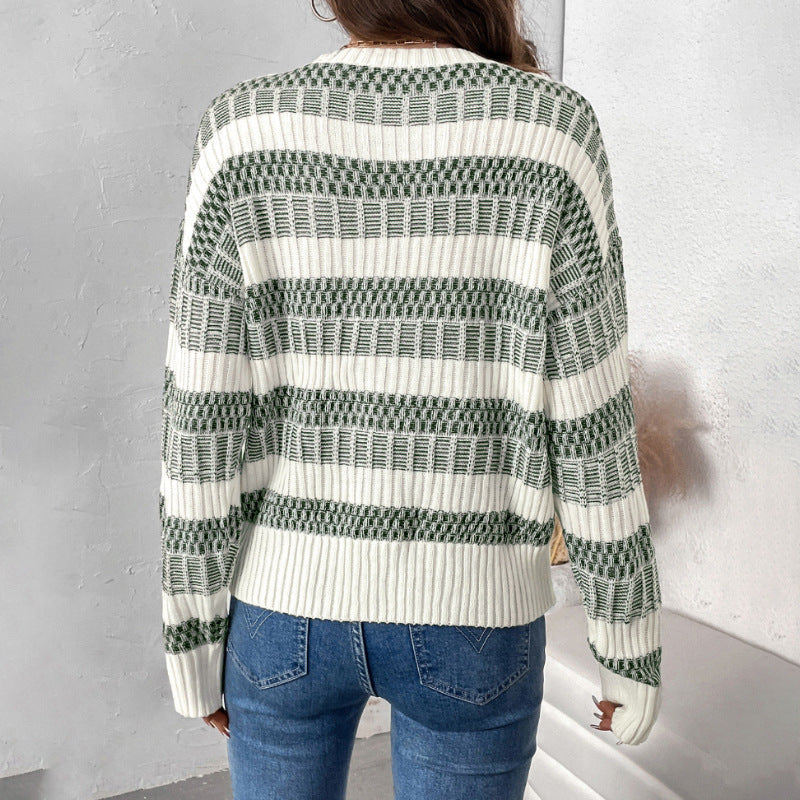 Women's Textured Sweater with Loose Fit and Ribbed Detail