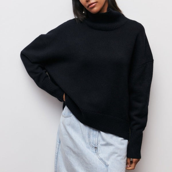 Women's Turtleneck Sweater with Long Sleeves and Casual Fit
