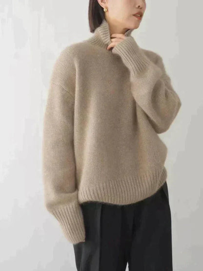 Women's Turtleneck Sweater with Long Sleeves and Relaxed Fit