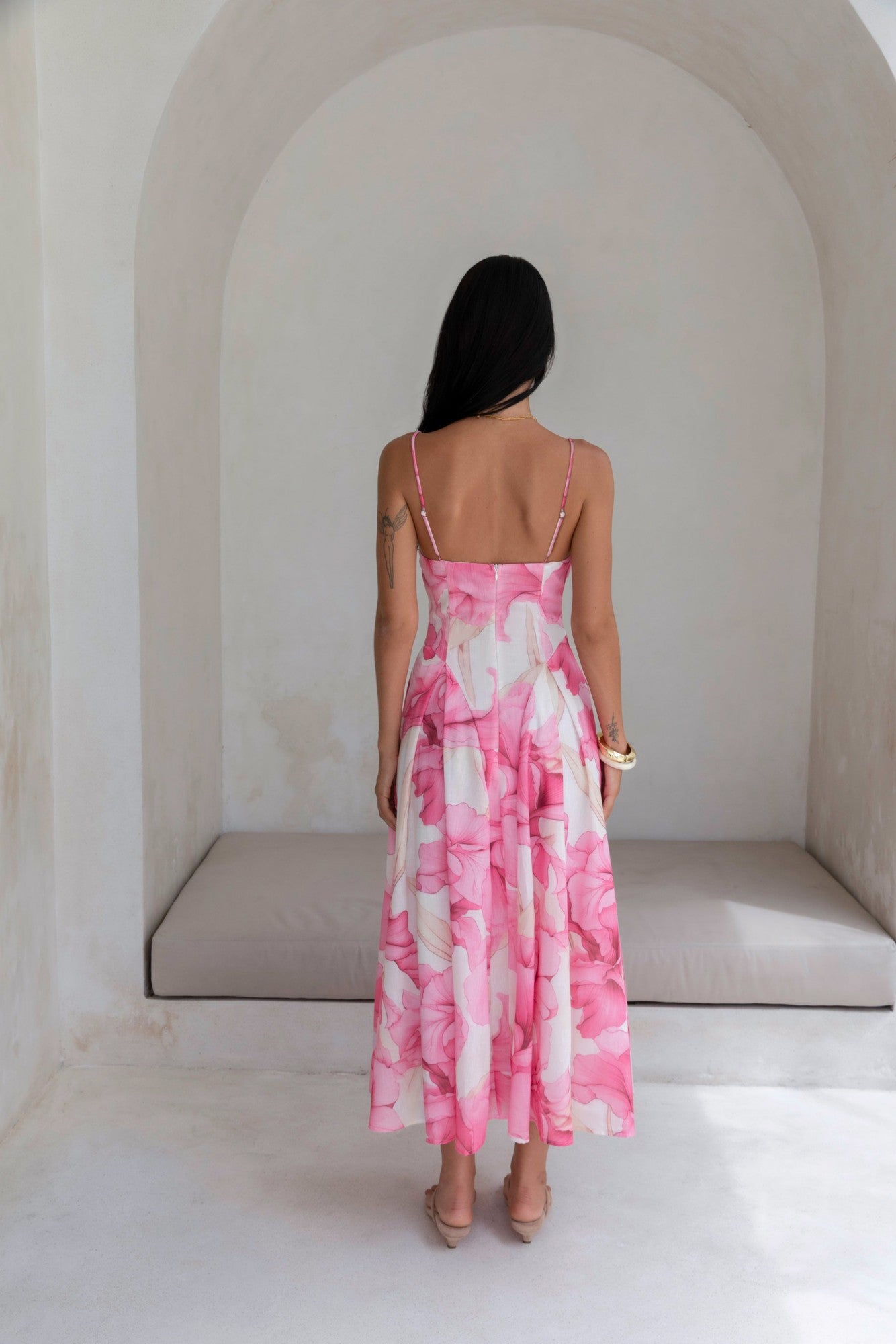 Women's V-Neck Maxi Dress with Flowing Silhouette