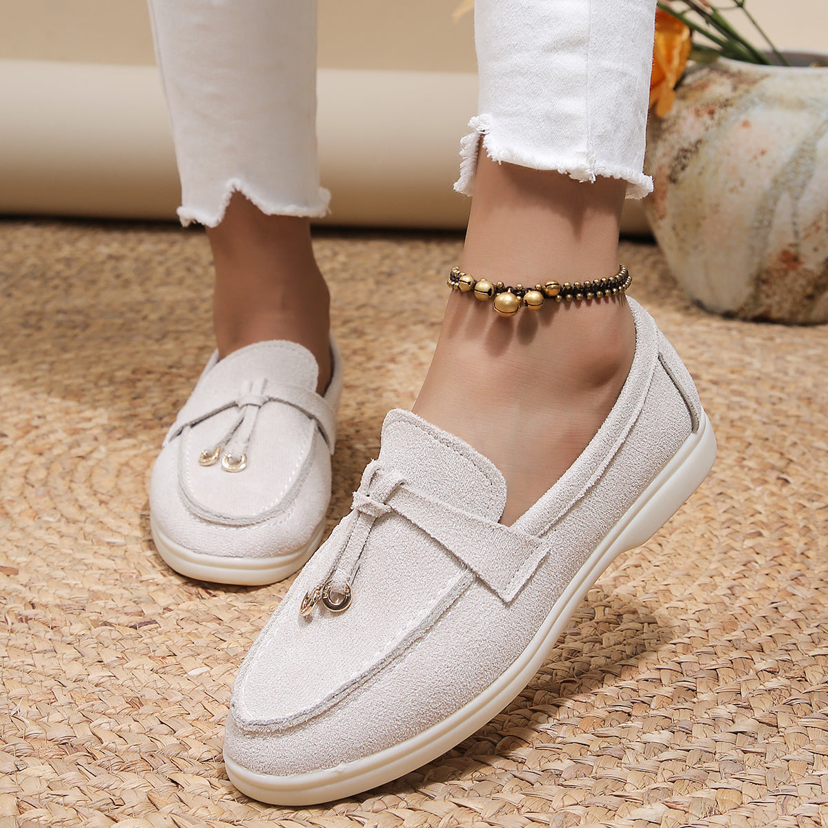 Women's Velvet Loafers with Cross-Tied Tassels