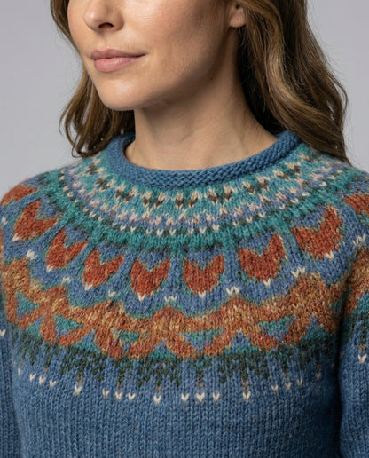 Women's Vintage Knit Sweater with Classic Pattern