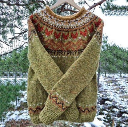 Women's Vintage Knit Sweater with Classic Pattern