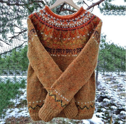 Women's Vintage Knit Sweater with Classic Pattern