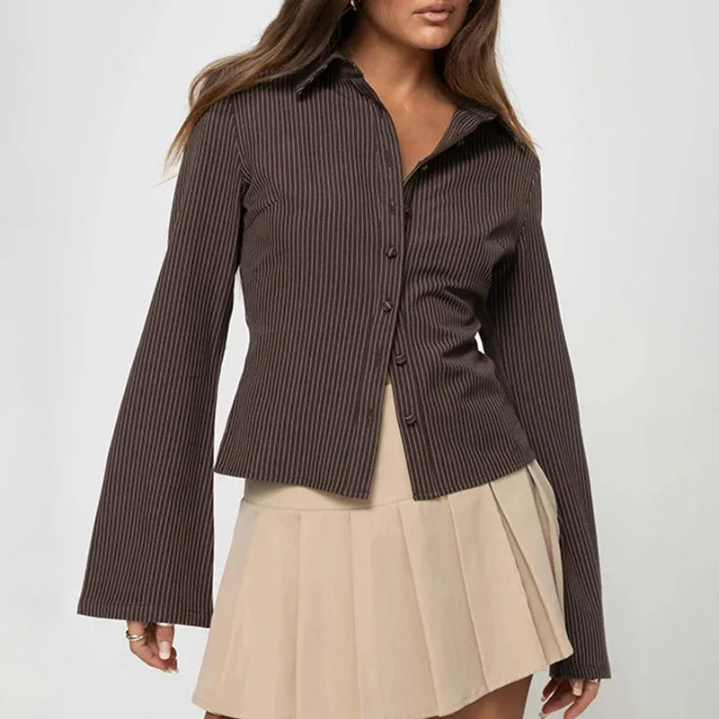 Eva | Elegant Retro Blouse with Flared Sleeves